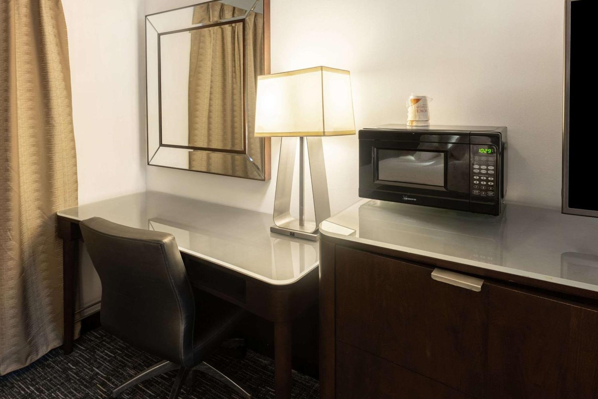 Quality Inn & Suites Caribou Εξωτερικό φωτογραφία